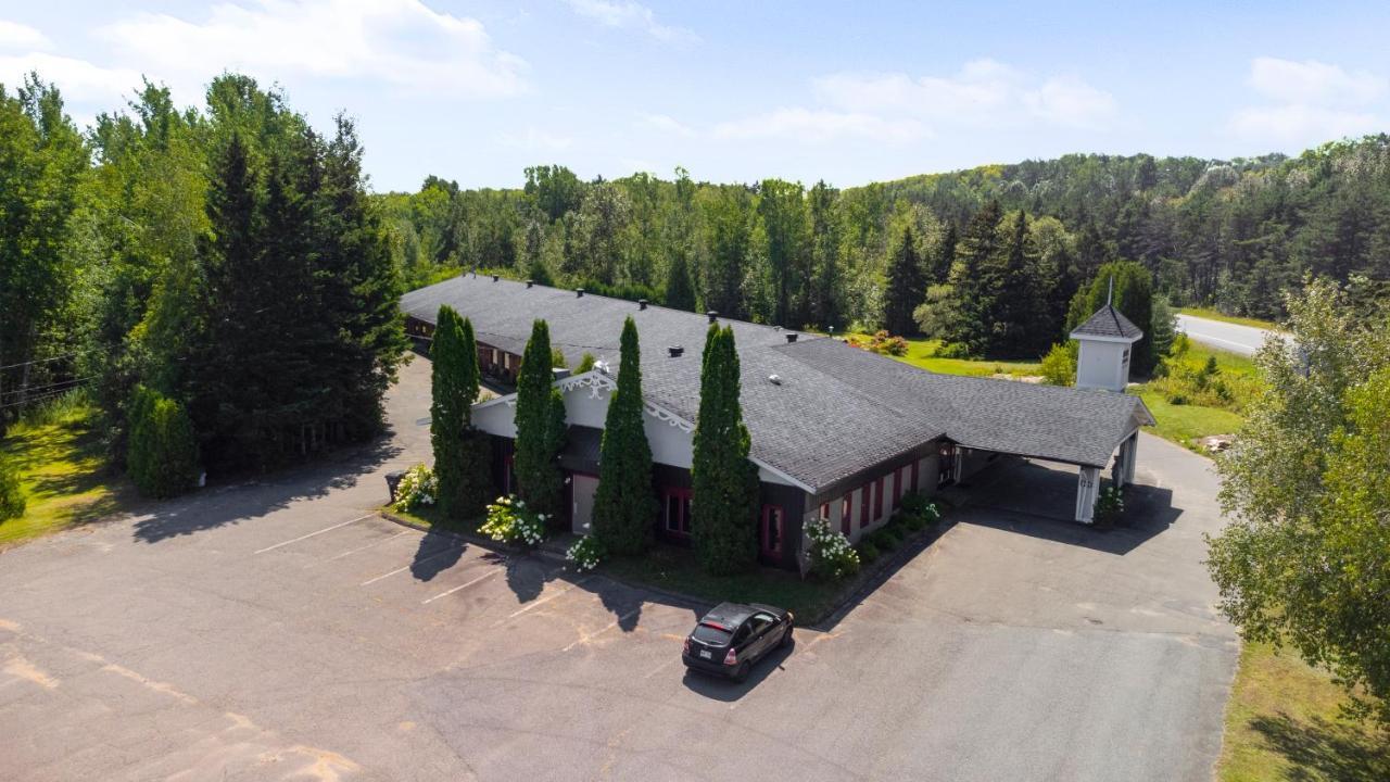 Auberge Pique Nique Shawinigan Exteriör bild