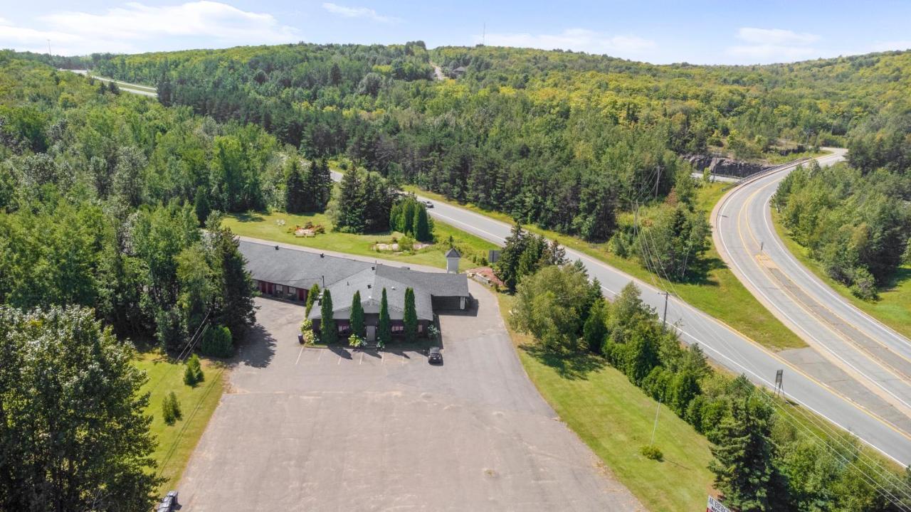 Auberge Pique Nique Shawinigan Exteriör bild
